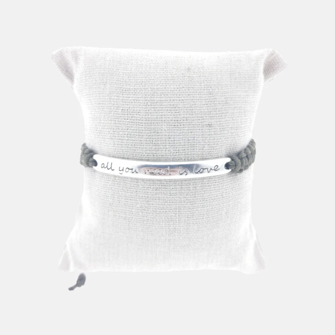 Pulsera Capri Plateado viejo Cordón kaki all you need is love