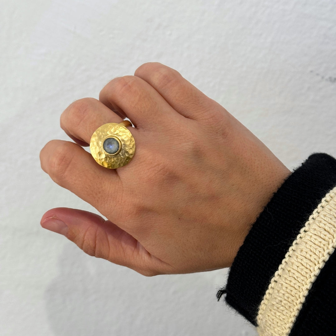 Anillo Dita en Oro Mate con Cristal Swarovski