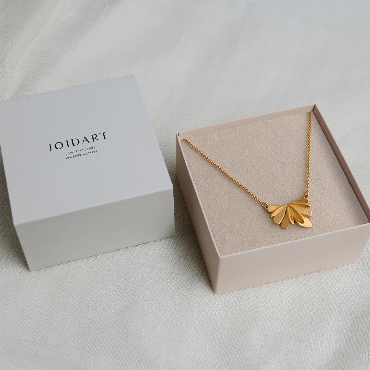 Collar Dorado VOL