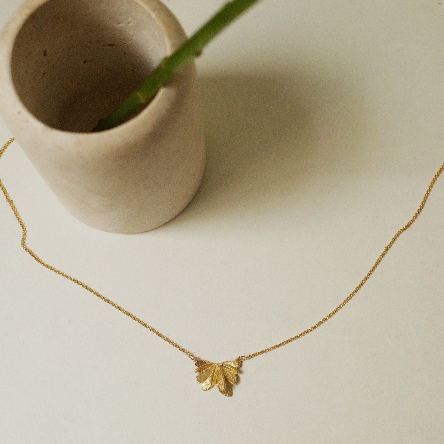 Collar Dorado VOL