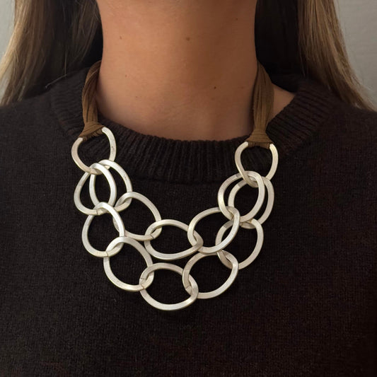 Collar Roma en Plata Mate y Cordón