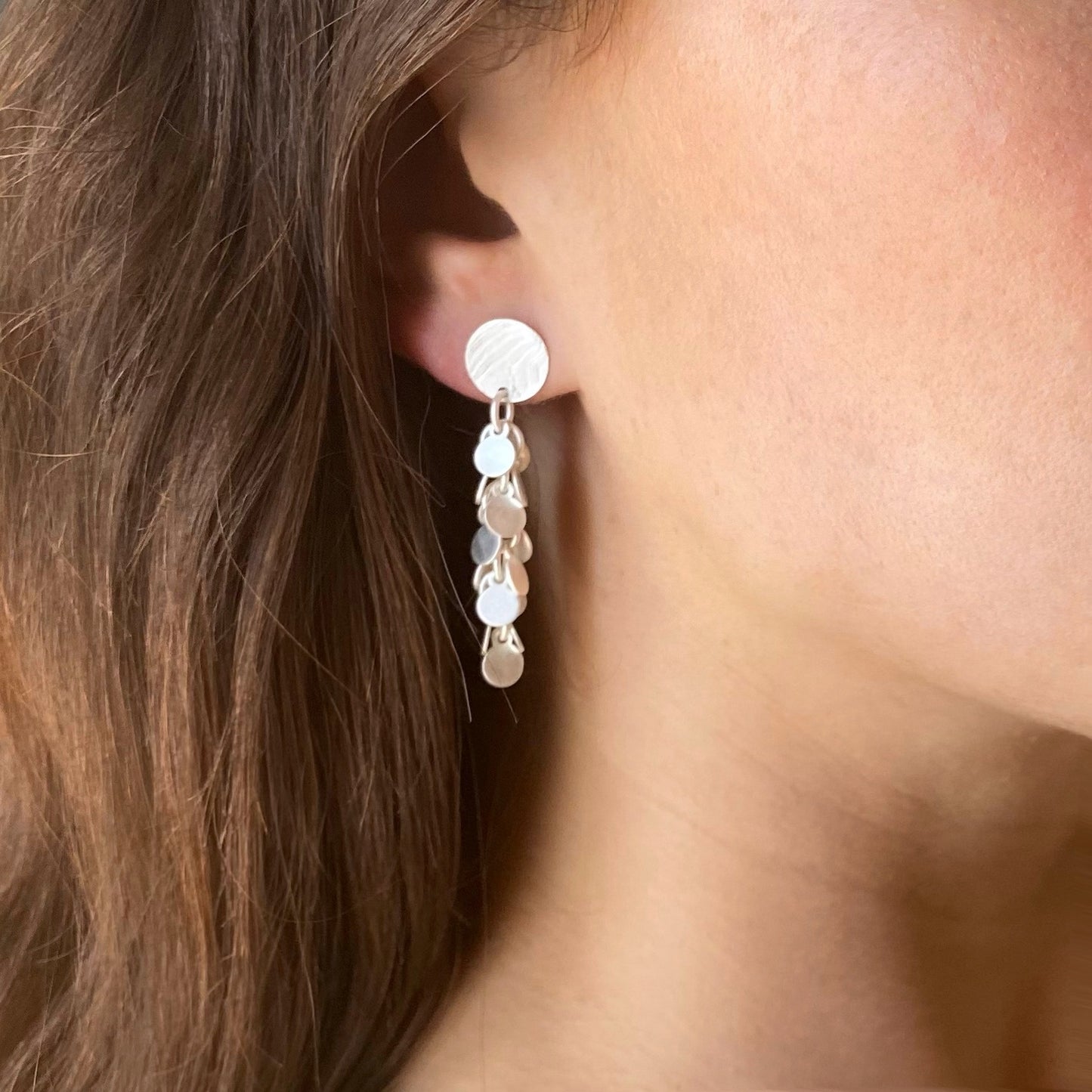 Aros Essential Plata Mate con Placas Circulares