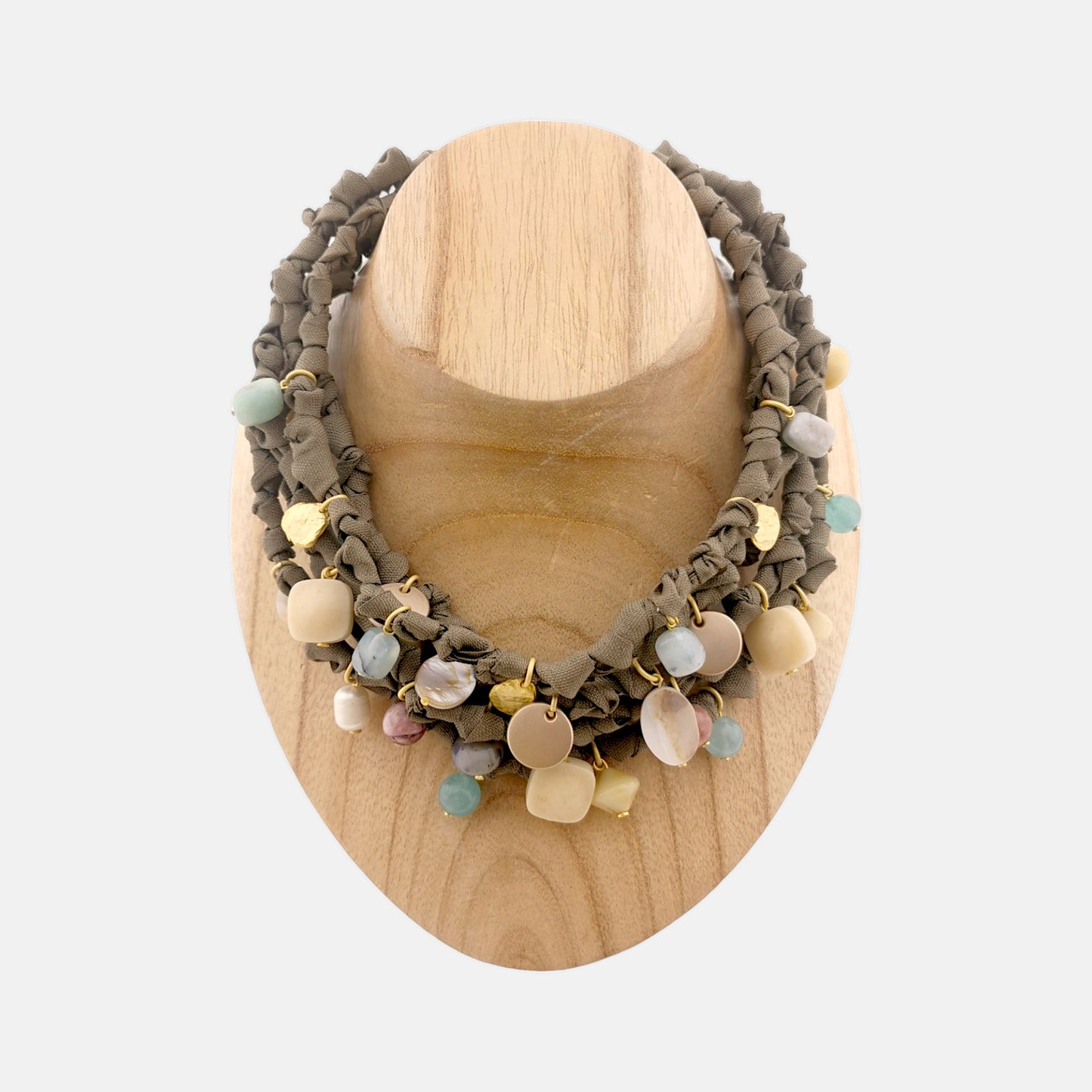 Collar Origins con Cordones Visón y Adornos