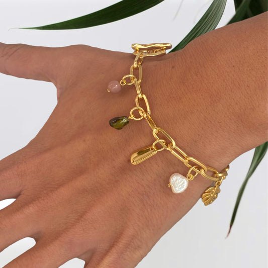 Pulsera Capri en Dorado Brillante, con perlas y piedras