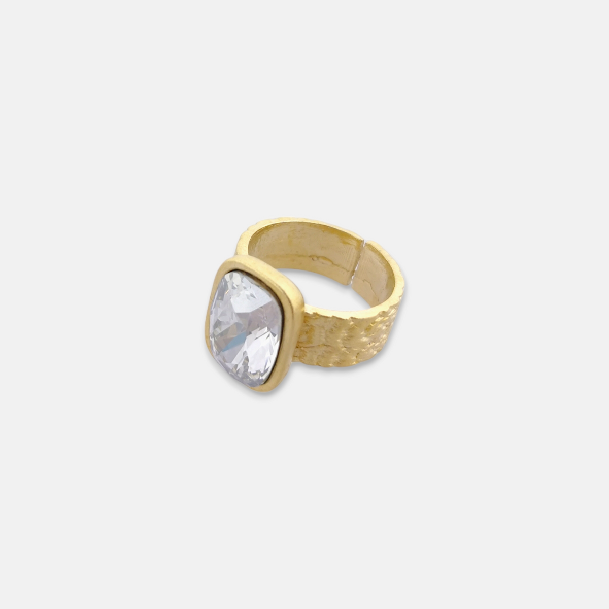 Anillo Dita Chapado en Oro Mate con Cristal Swarovski
