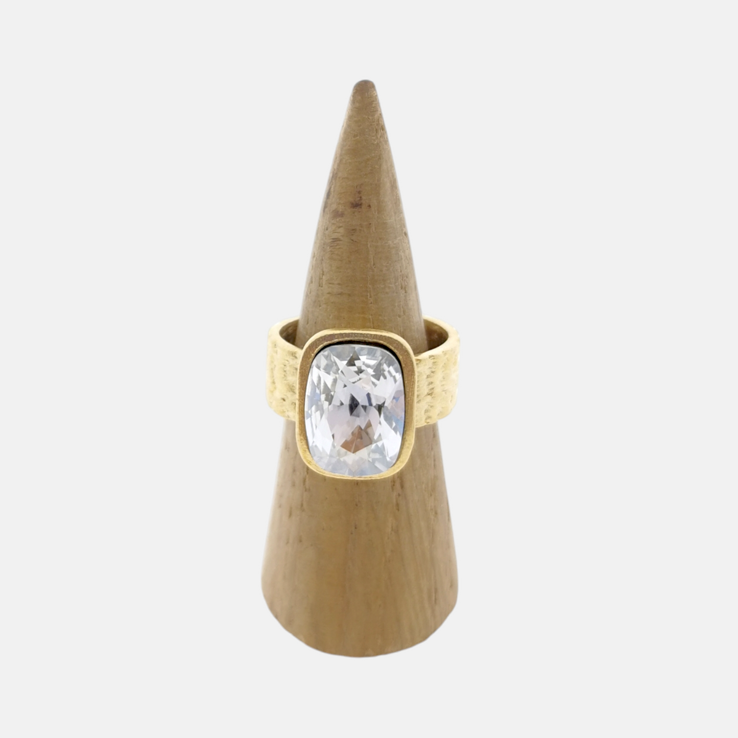 Anillo Dita Chapado en Oro Mate con Cristal Swarovski