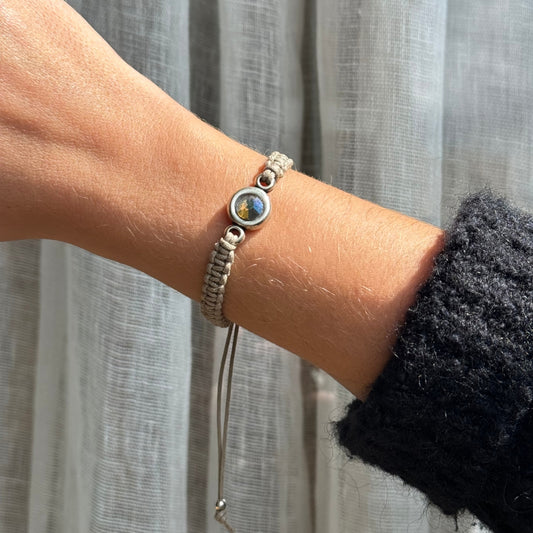 Pulsera Capri con Cordón, Plata Brillante y Cristal