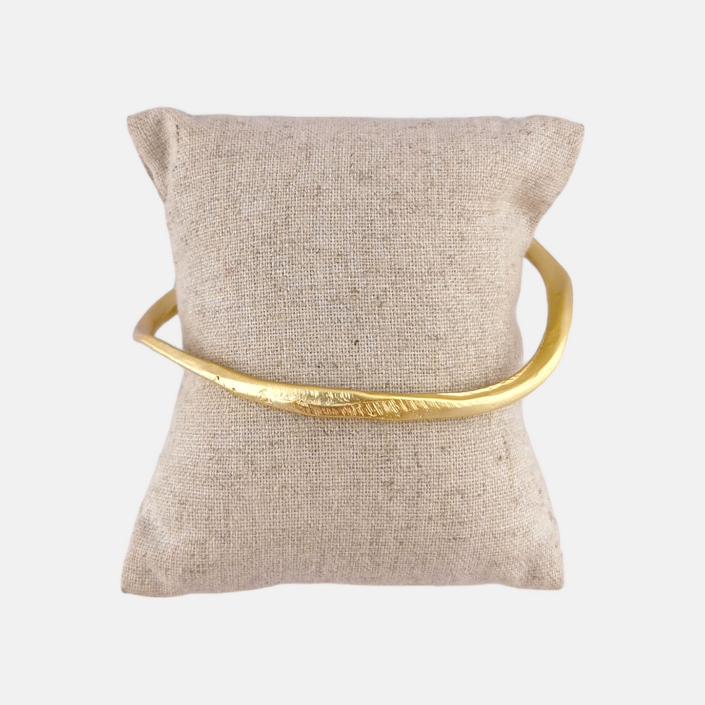 Pulsera tipo esclava Basic Angulosa en Dorado Mate