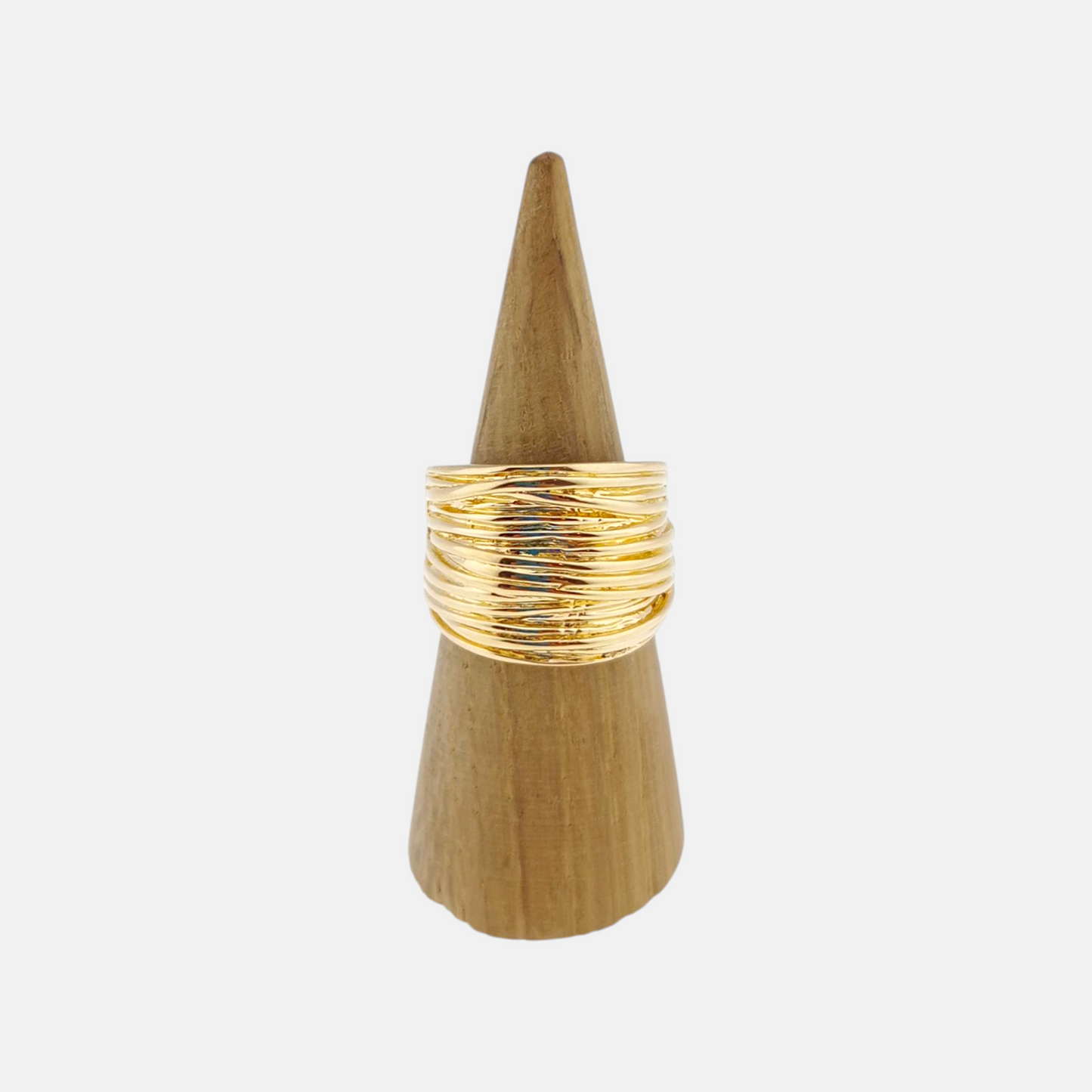 Anillo Capri Con Textura Dorado Brillante