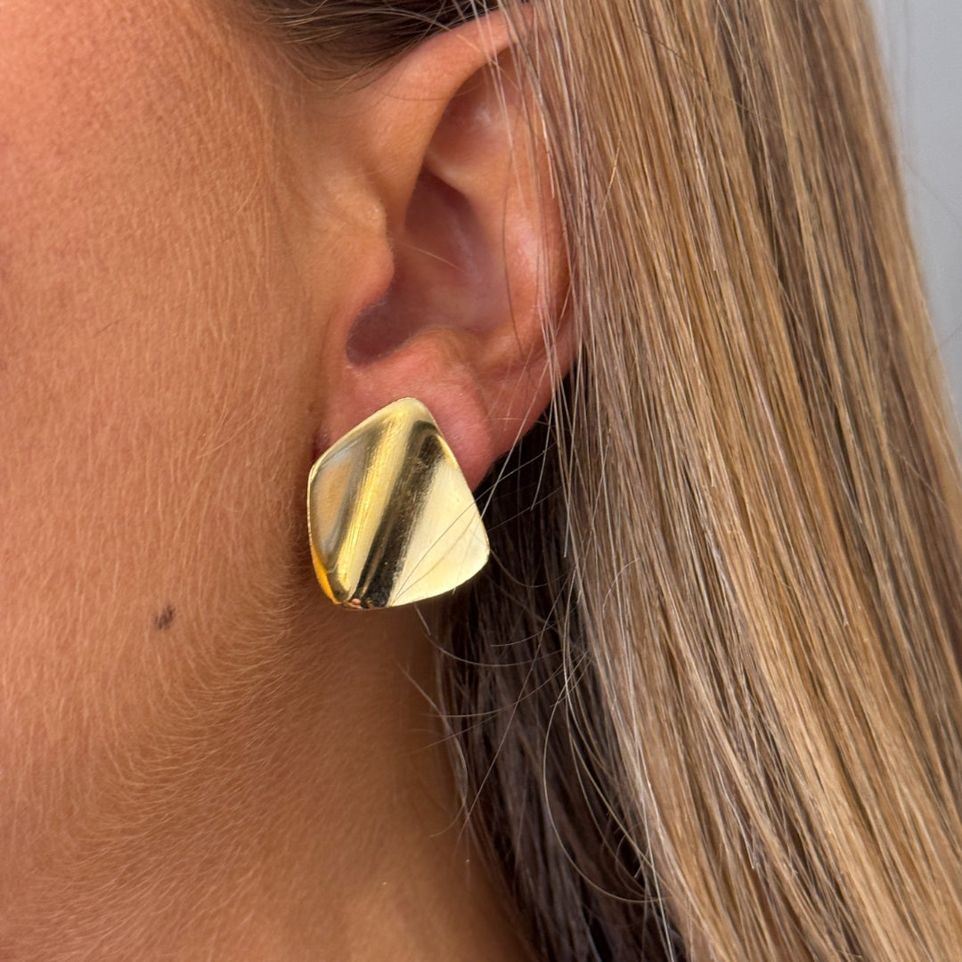 Aros Capri Irregular en Dorado Brillante