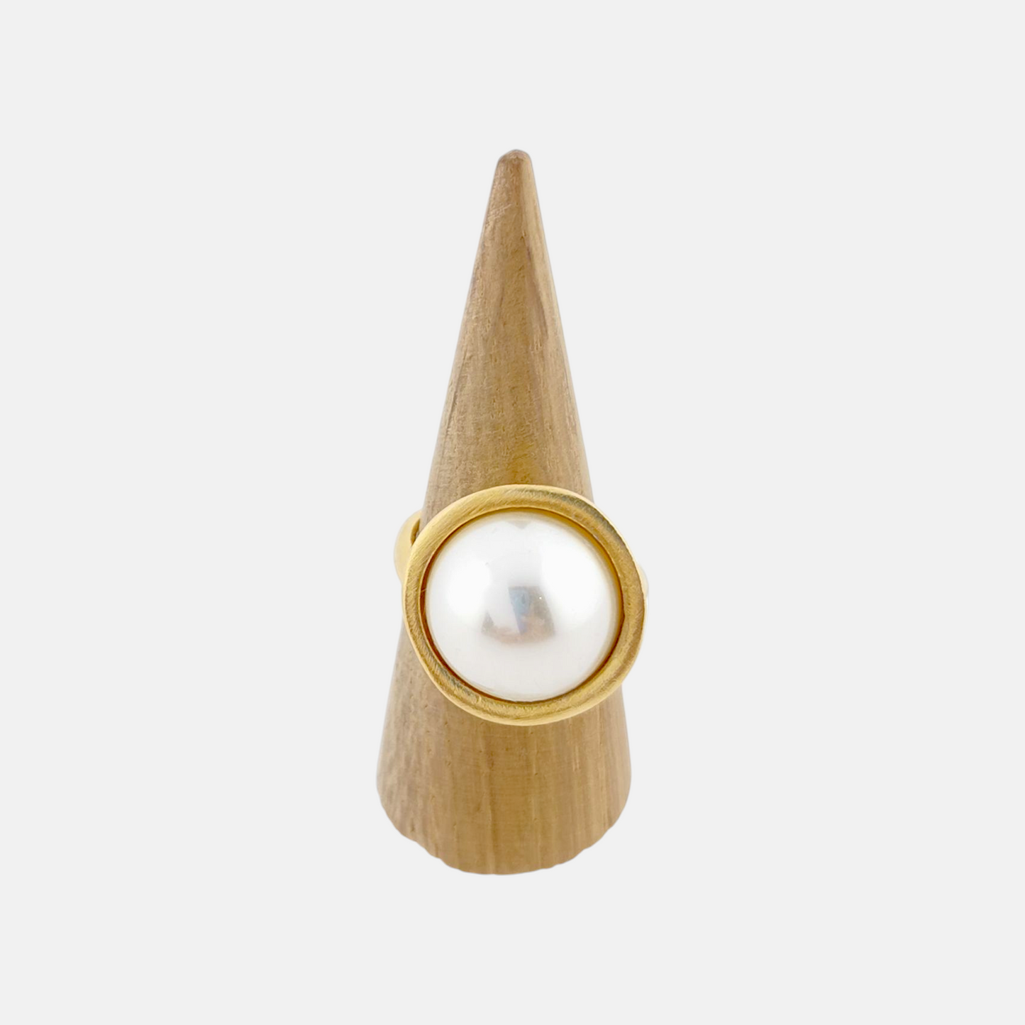 Anillo Dita con Perla en Dorado Mate
