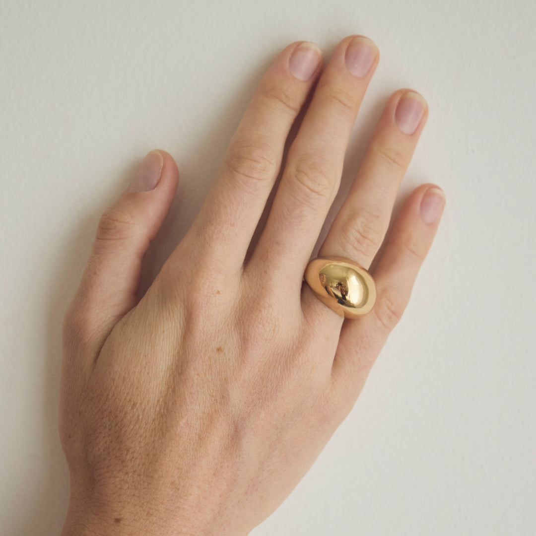 Anillo Capri Ovalado Dorado Brillante