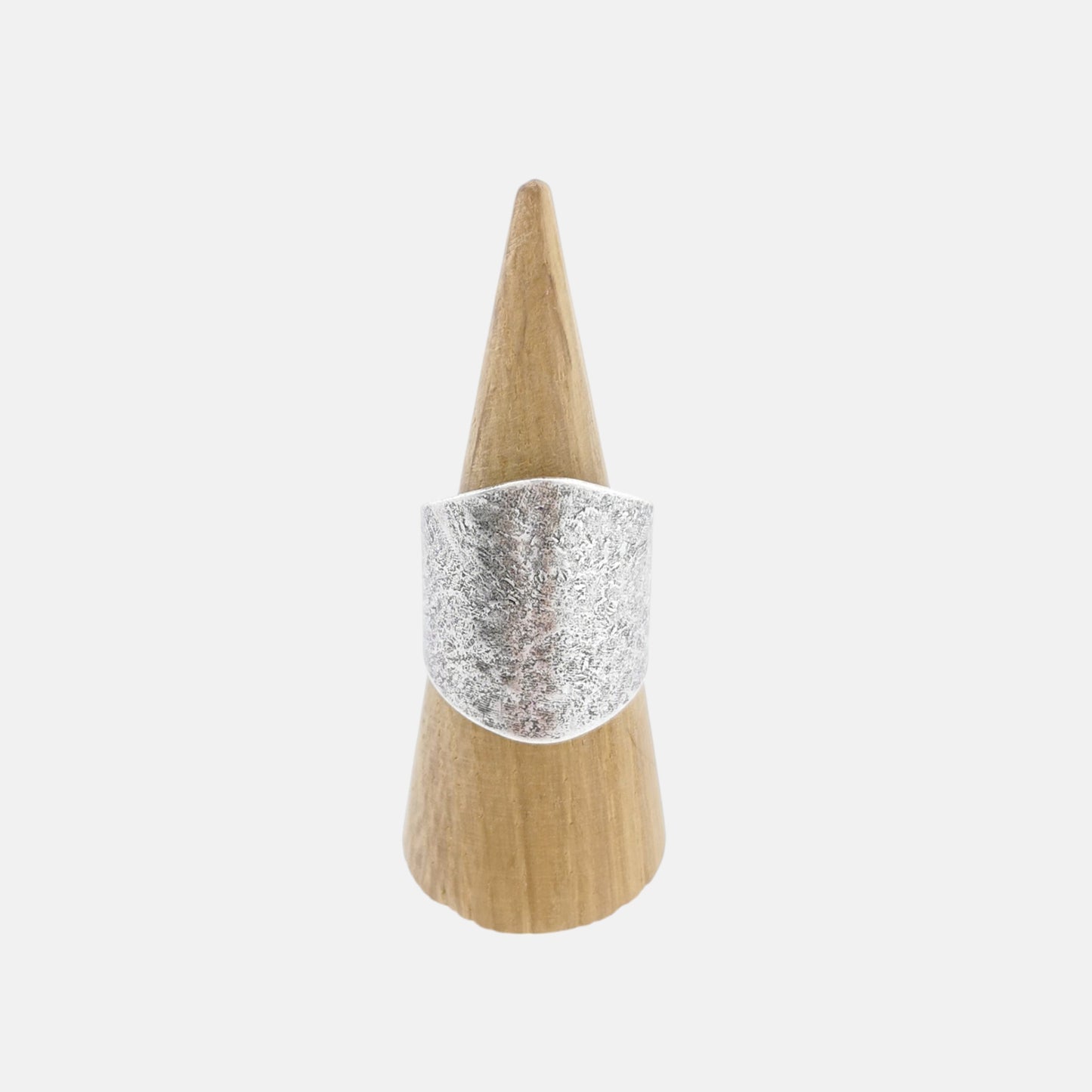 Anillo Boho Rugoso Con Baño Plata Vieja