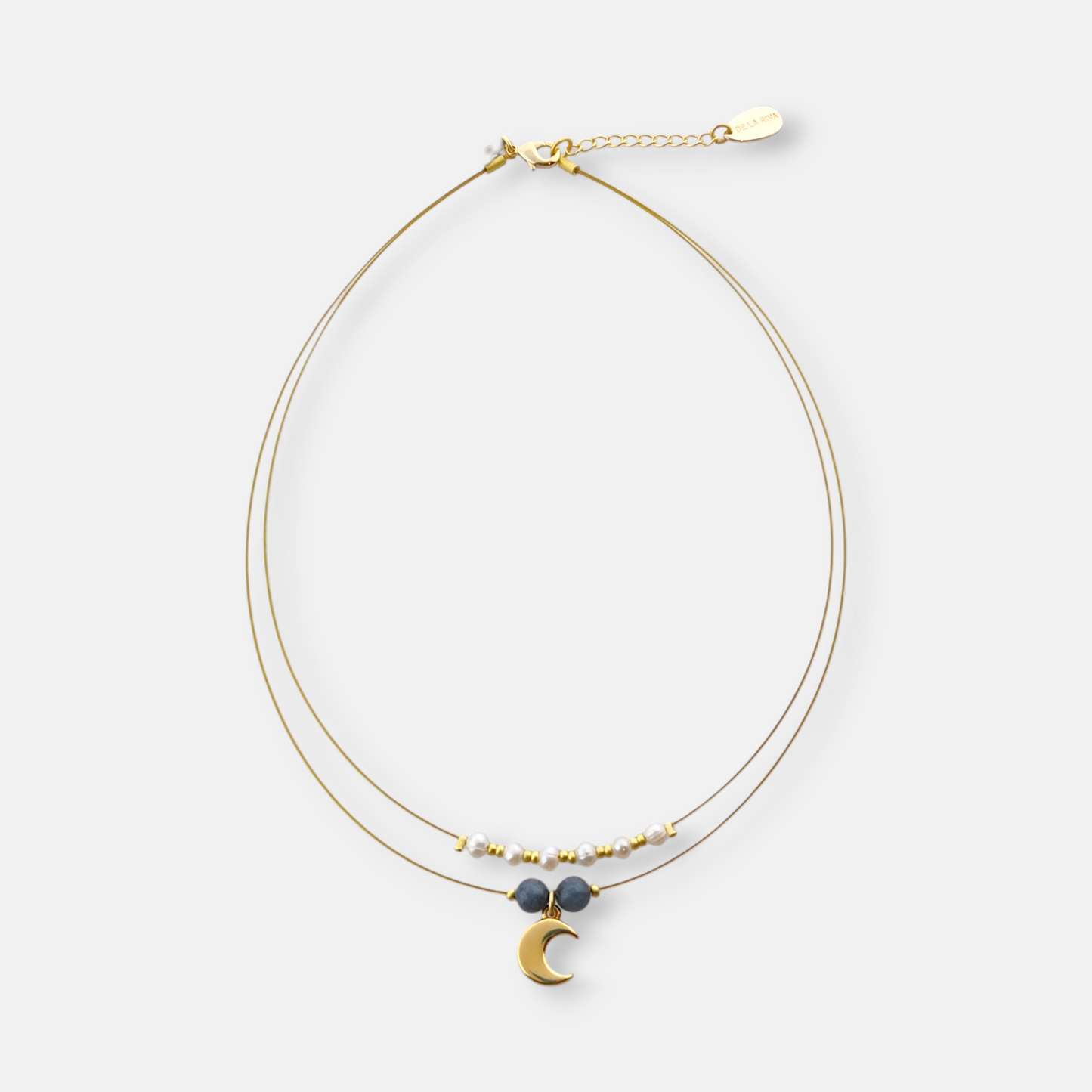 Collar Marais Doble en Dorado Brillante con Piedras, Perlas y Luna