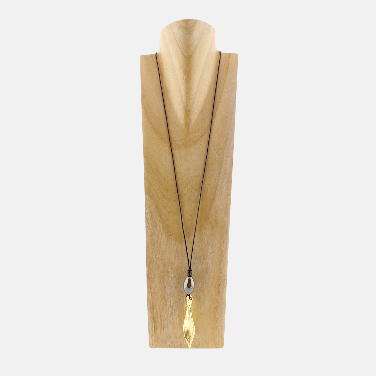 Collar Essential Largo con Adorno en Dorado Mate