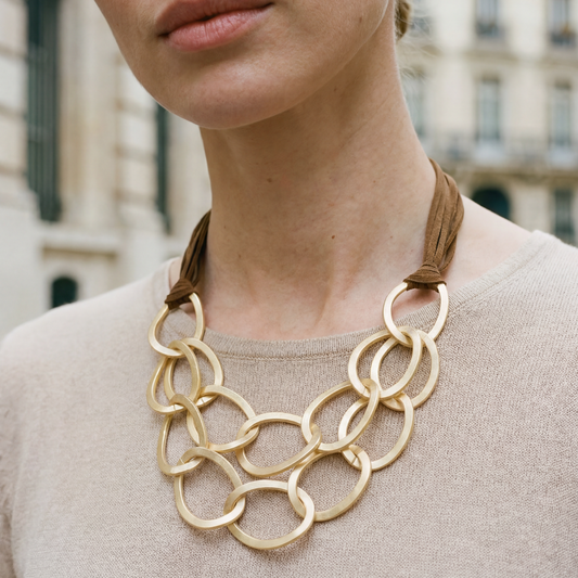 Collar Roma en Dorado Mate y Cordón Visón