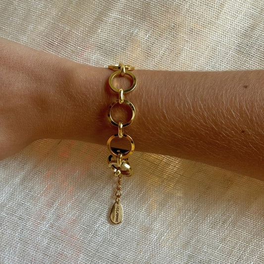 Pulsera Capri con Círculos en Dorado Brillante